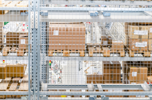 4 Reasons to Use Metal Wire Baskets for Overstock Inventory