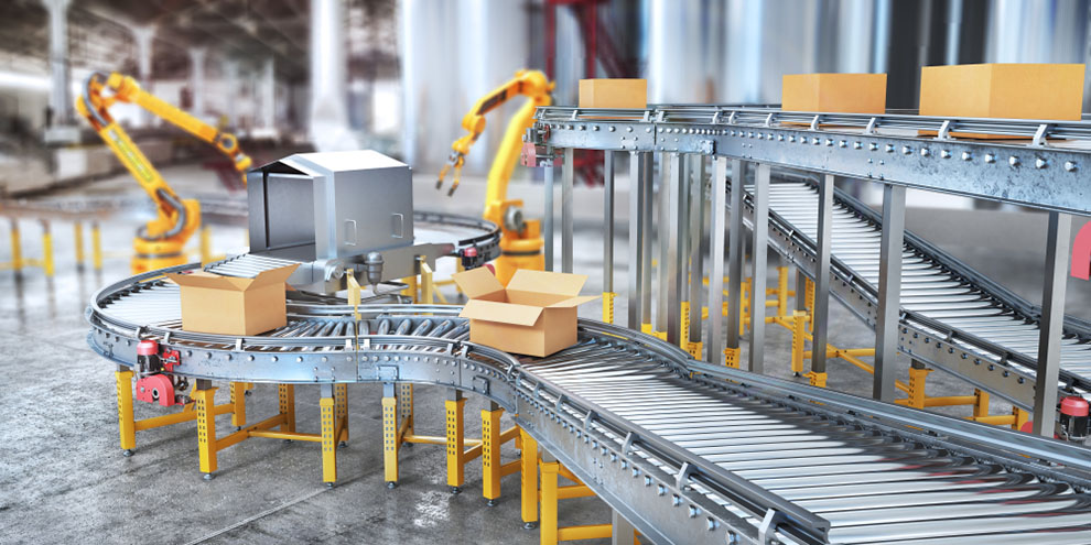 robotic arms sorting conveyor belt