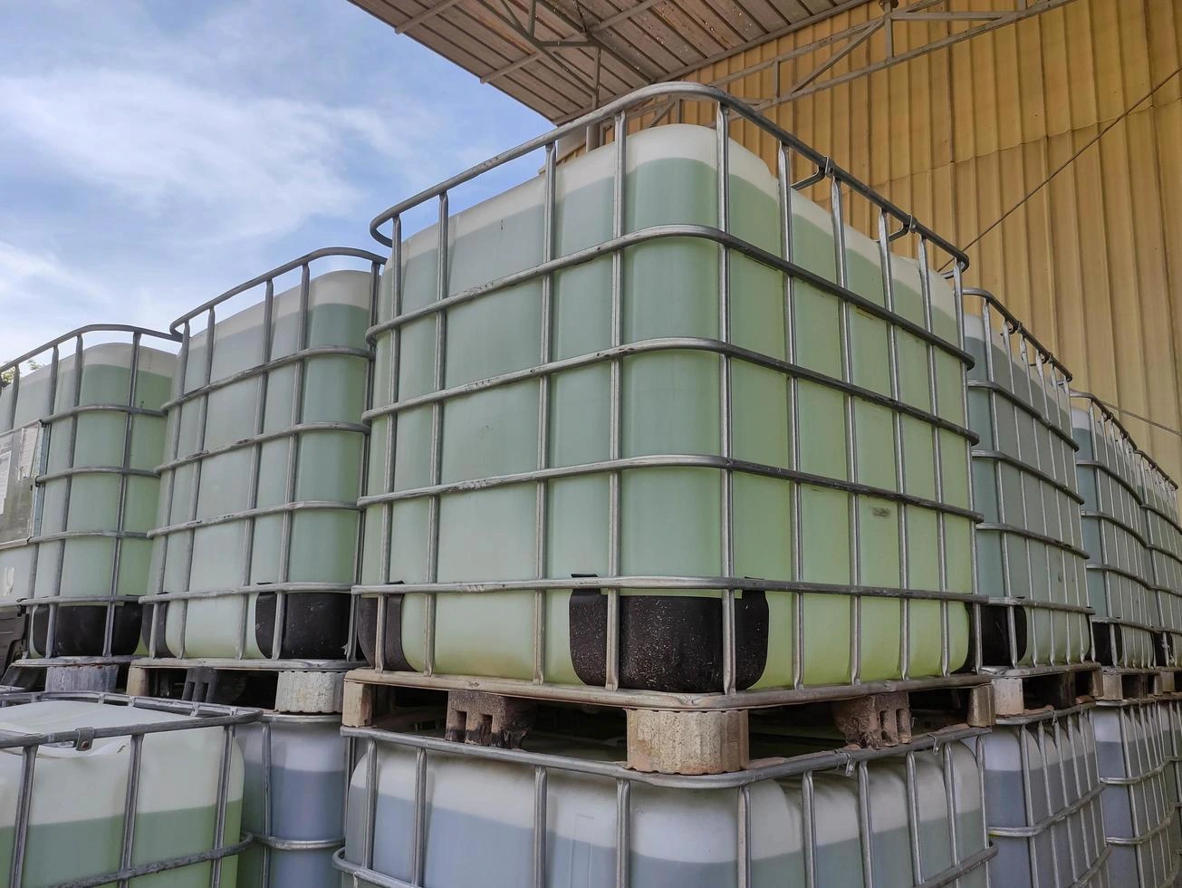 What Is an IBC Tank? A Complete Beginner’s Guide