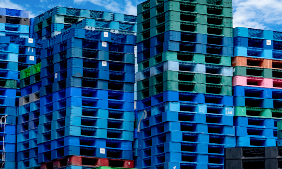 How Much Weight Can a Plastic Pallet Hold? Load Capacity Explained